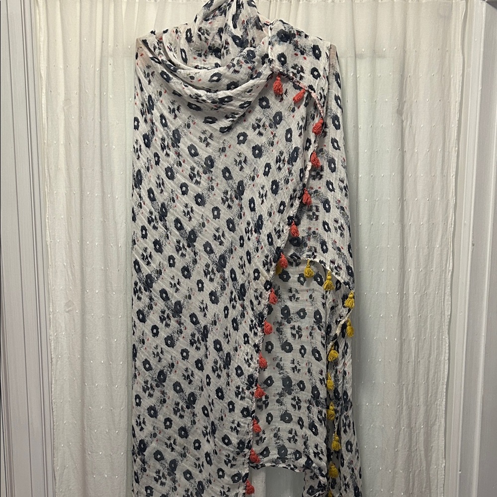 Caslon Scarf Wrap Blue/White Colorful Tassels Beach Resort Festival